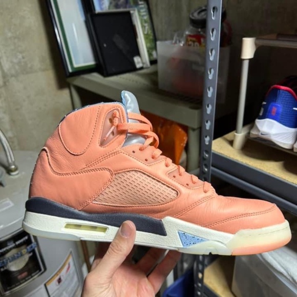 Jordan sneakers - Picture 1 of 4